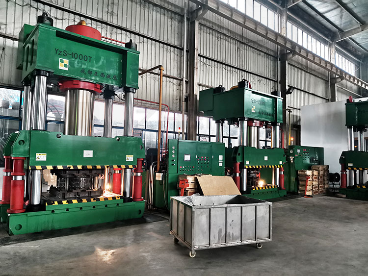 1000噸四柱液壓機1500噸四柱液壓機成功落戶到重慶 1000噸四柱液壓機1500噸四柱液壓機成功落戶到重慶